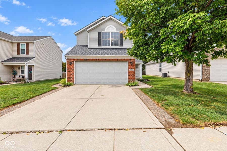 Property photo for 11532 Glenn Abbey Lane, Indianapolis, IN