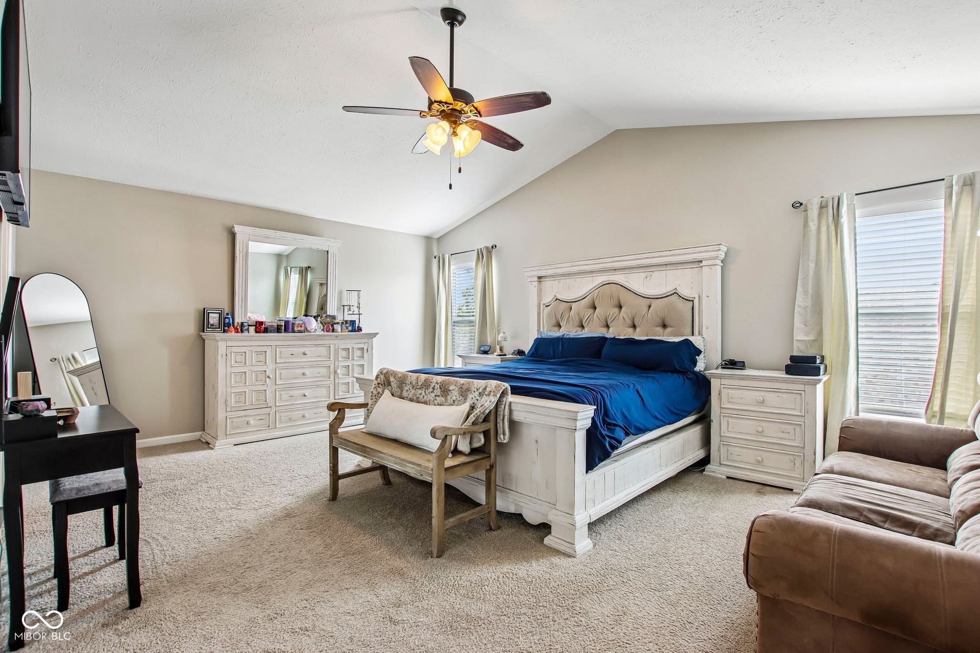 3079 Harvest Grove Lane, Bargersville, IN 46106 3079 Harvest Grove Lane, Bargersville, IN 46106