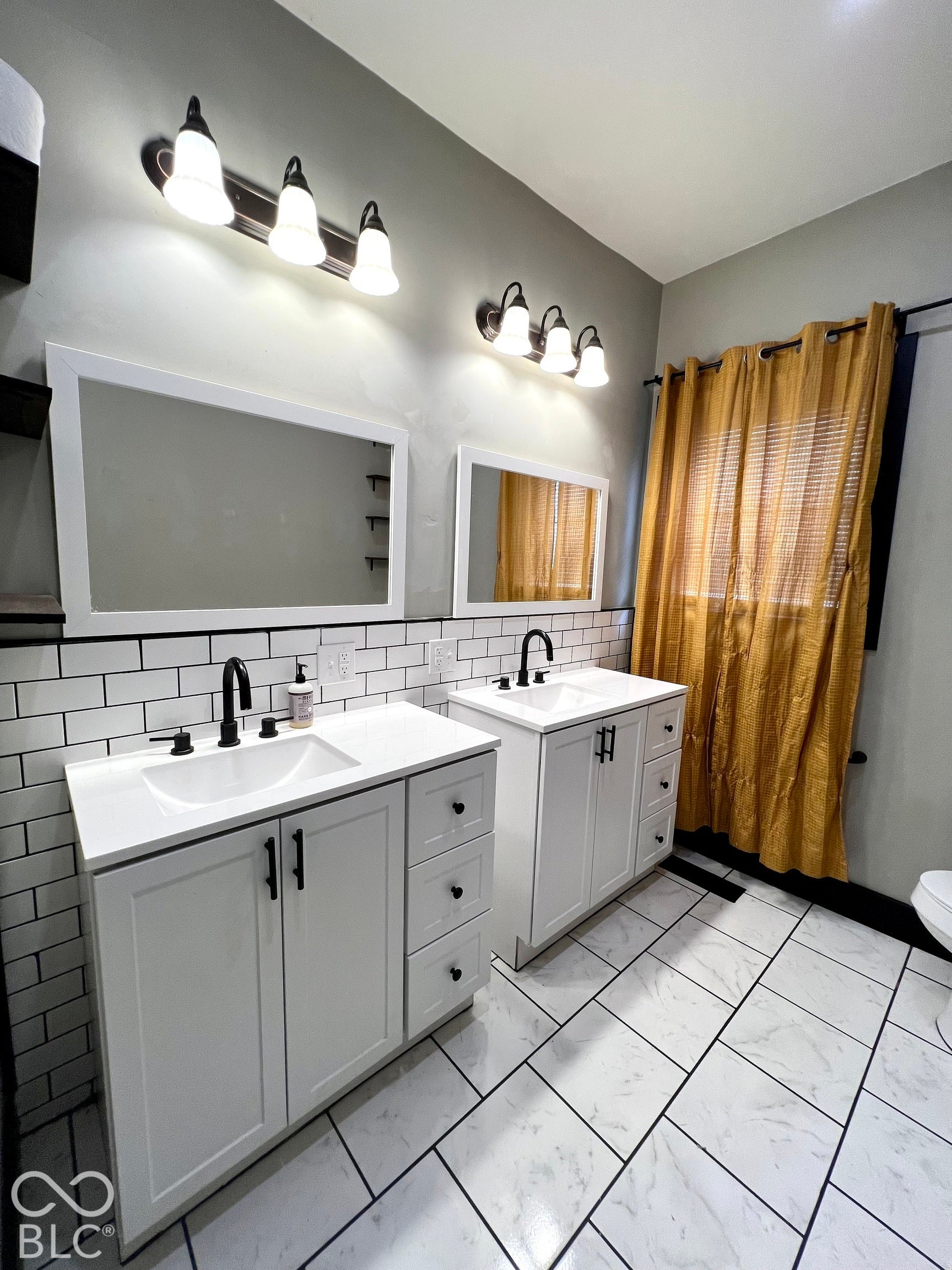 Double Sinks