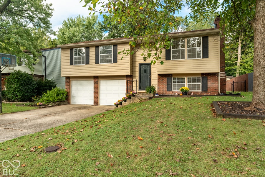 Property photo for 5532 Pappas Drive, Indianapolis, IN
