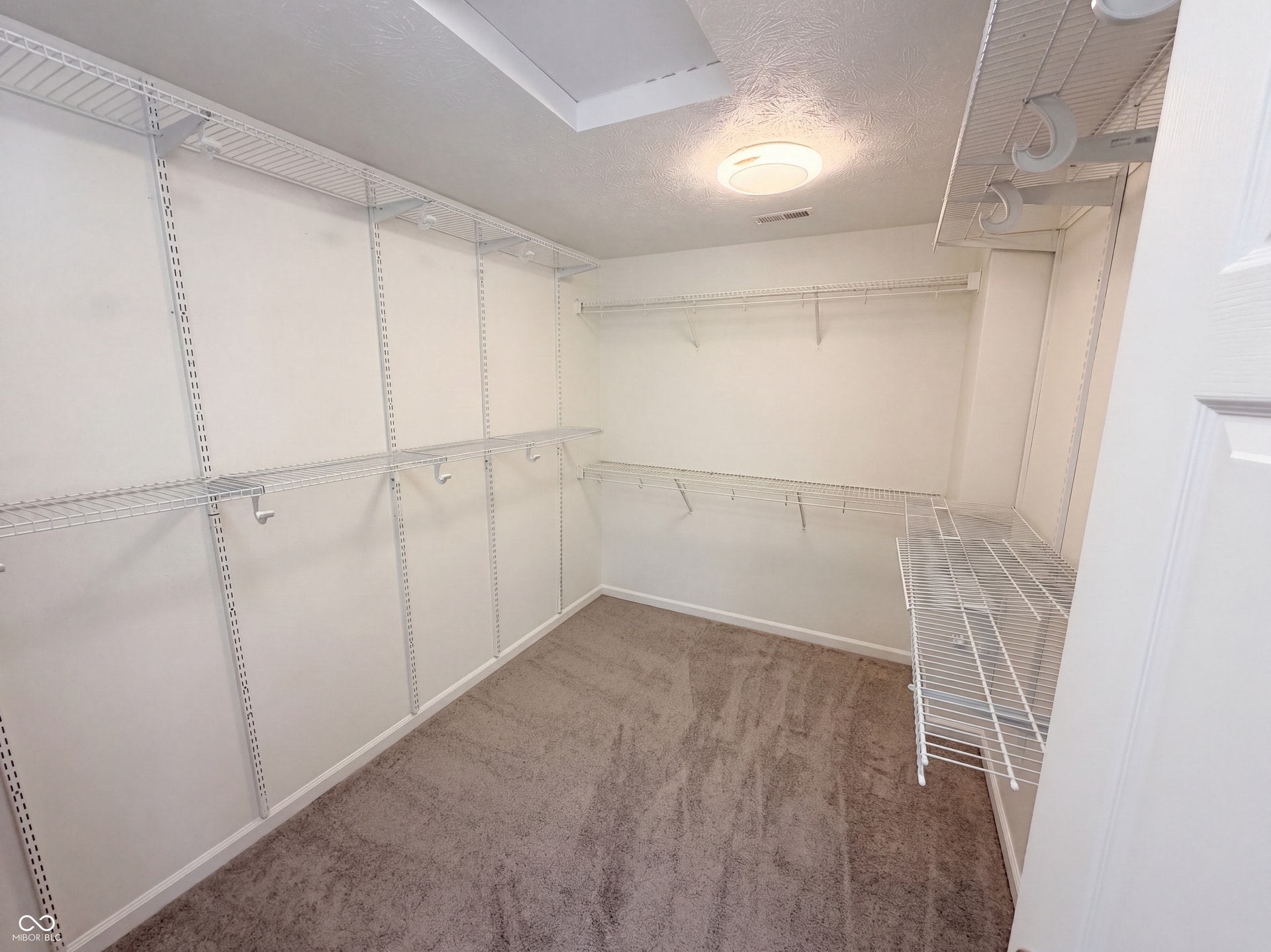 Walk In Closets