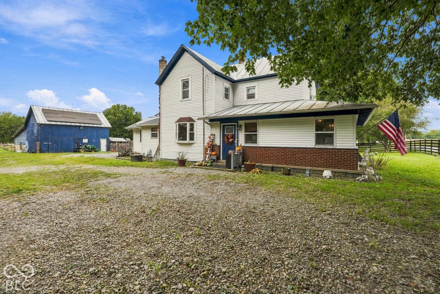 Property photo for 610 E 5th Street, Burlington, IN