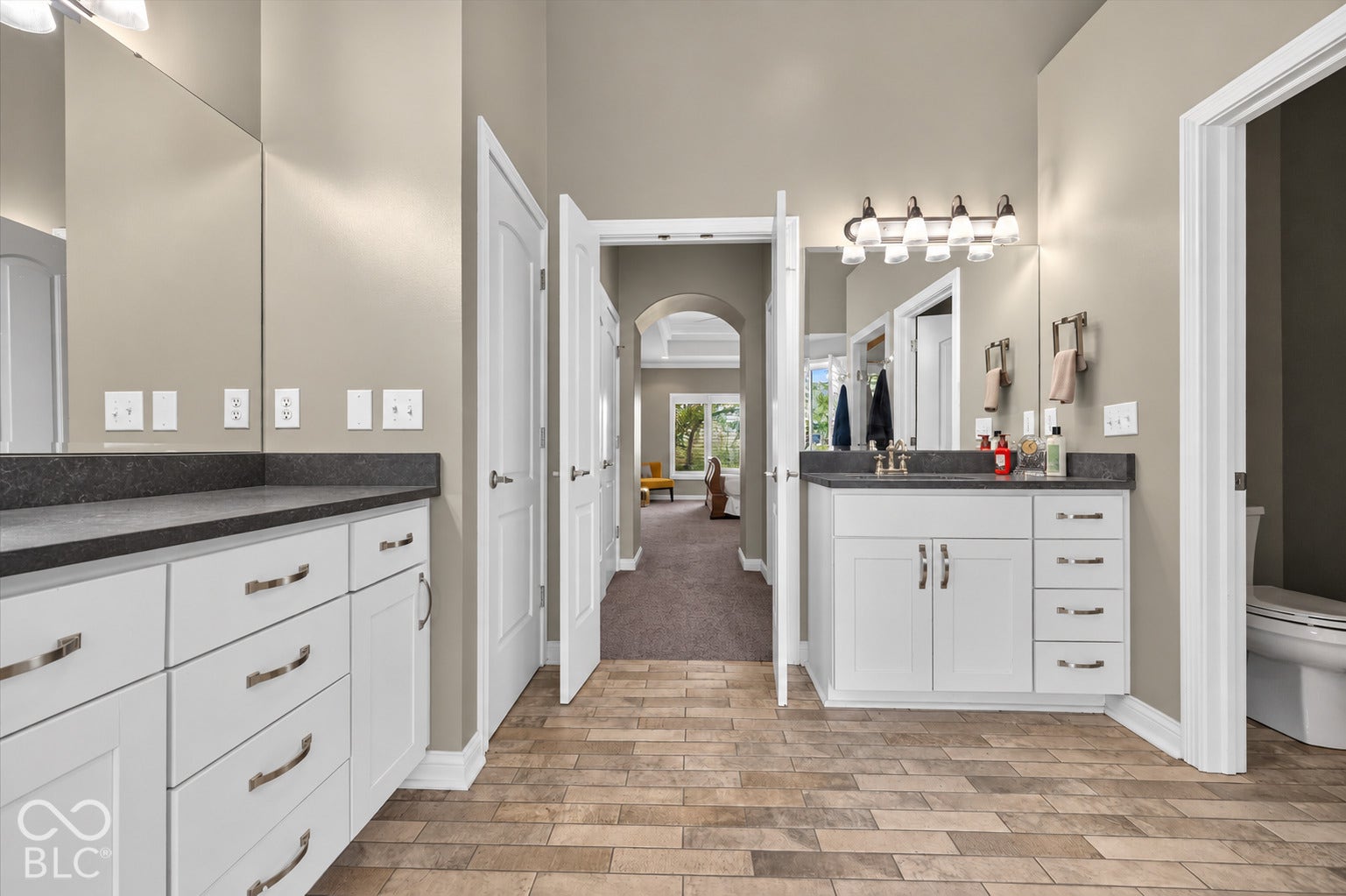 16335 La Paloma, Noblesville, IN 46060