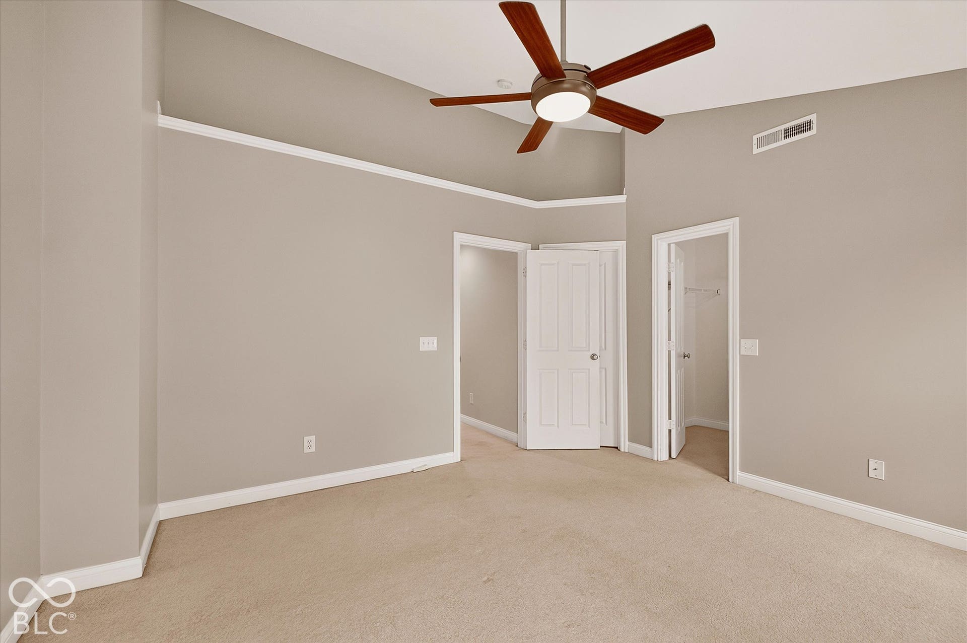 8655 N Meridian Street, Indianapolis, IN 46260