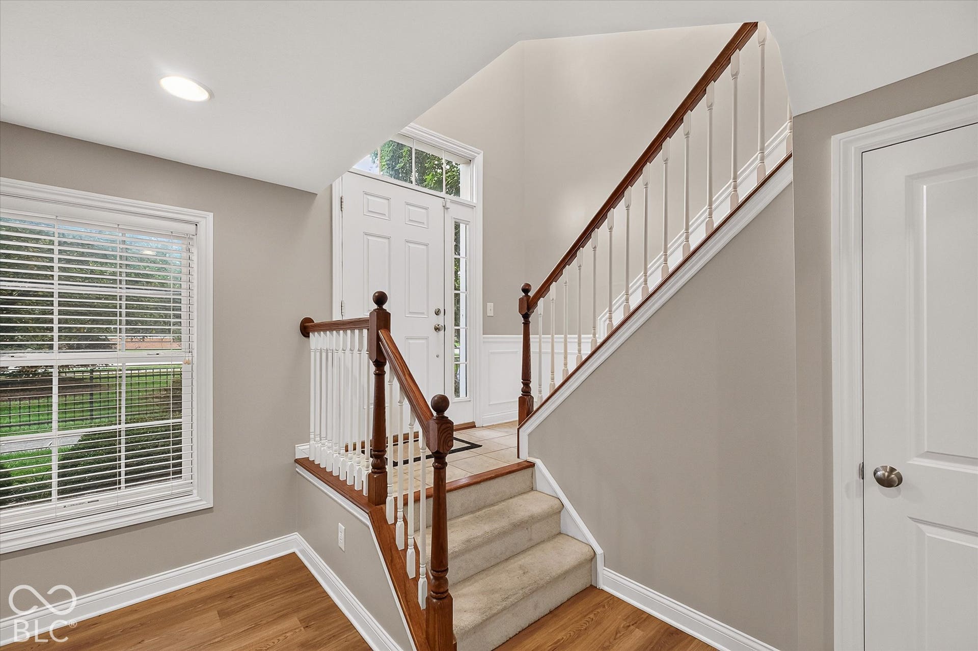 8655 N Meridian Street, Indianapolis, IN 46260