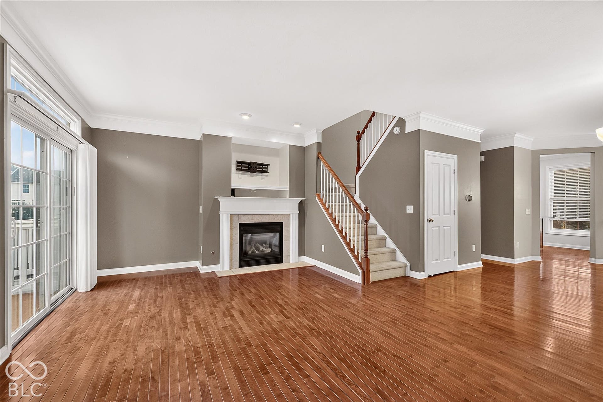 8655 N Meridian Street, Indianapolis, IN 46260