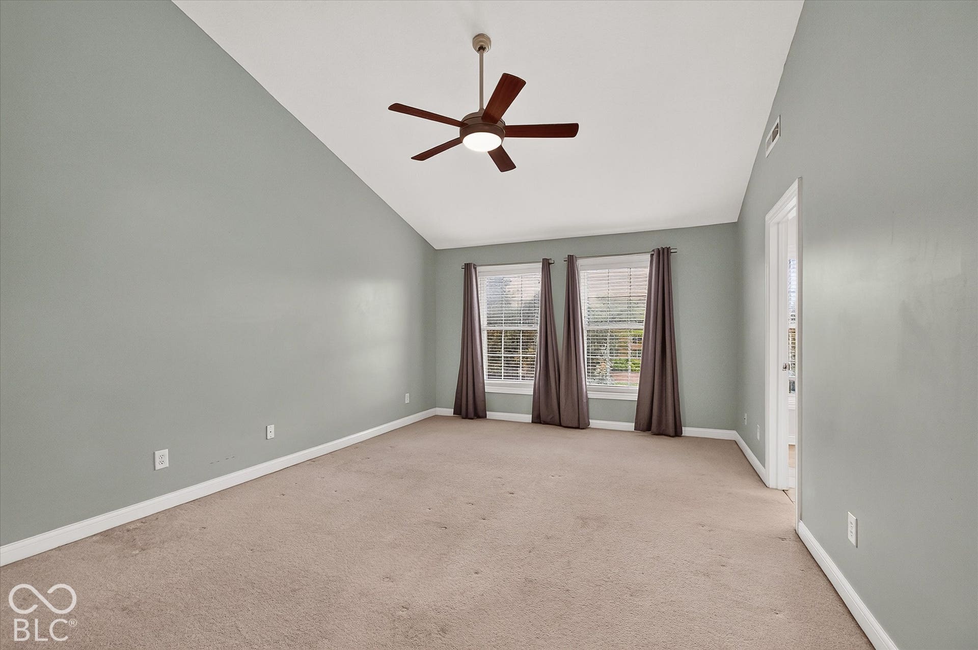 8655 N Meridian Street, Indianapolis, IN 46260
