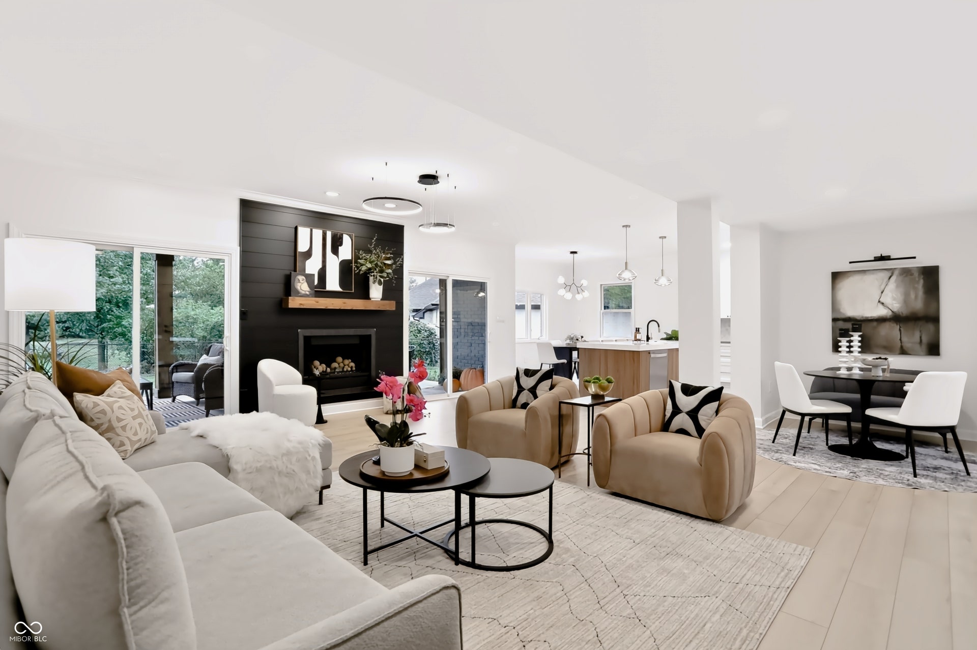 7405 Rooses Drive, Indianapolis, IN 46217 7405 Rooses Drive, Indianapolis, IN 46217