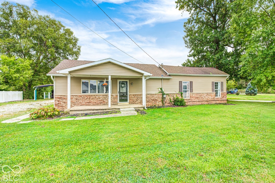 Property photo for 2867 S County Road 150 Road W, Greencastle, IN