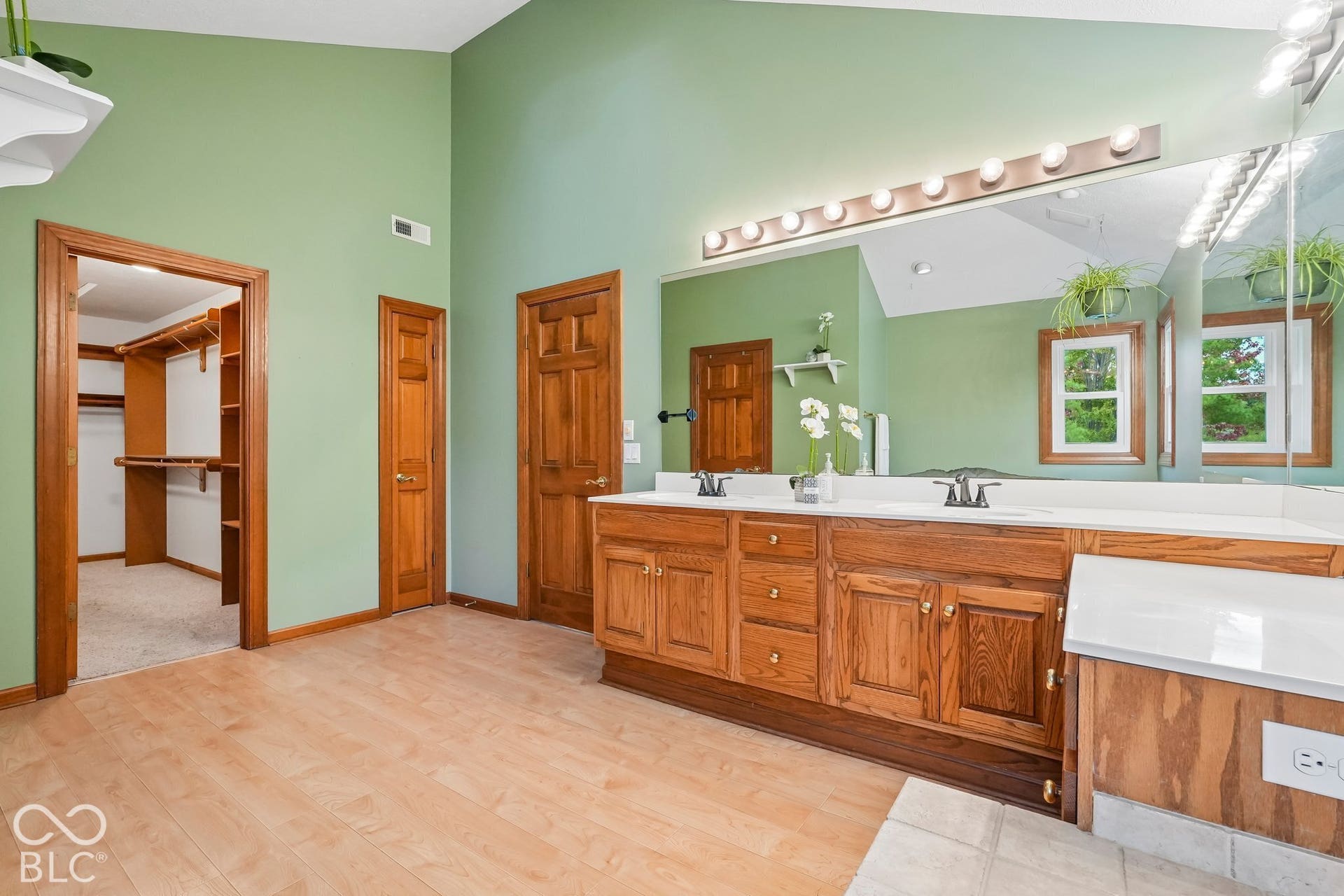 9119 Bay Port Circle, Indianapolis, IN 46236