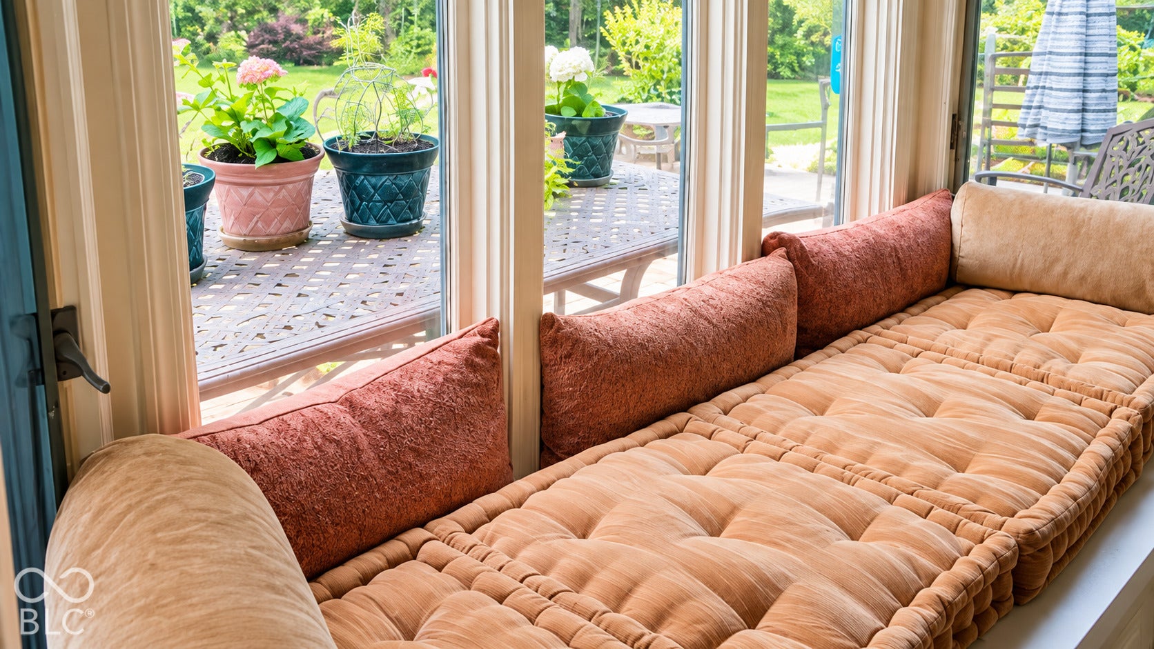 Window seating with direct outdoor access