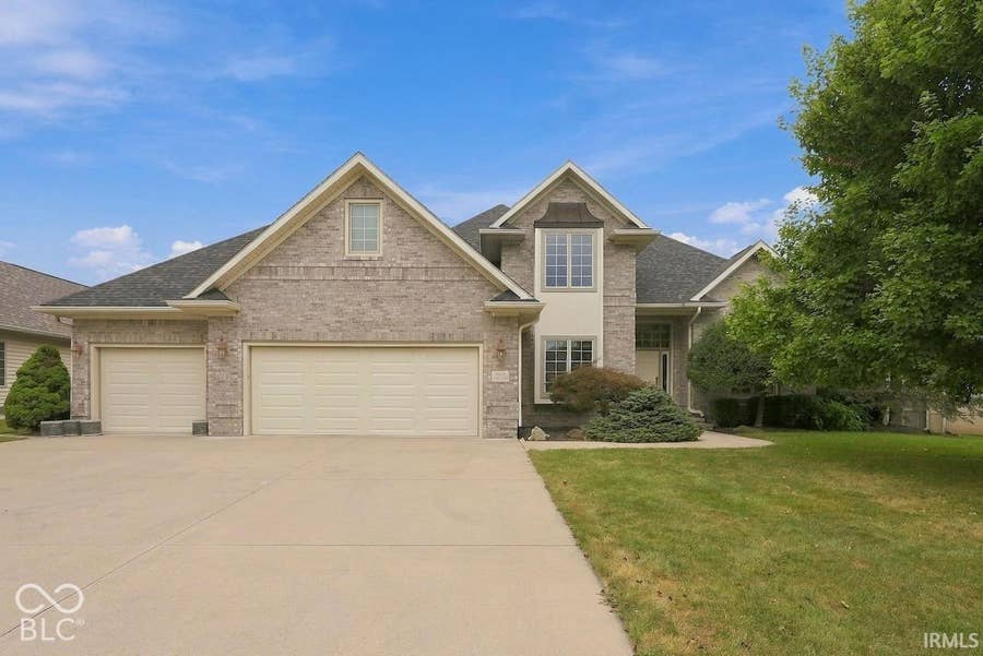 Property photo for 109 Jade Drive, Yorktown, IN