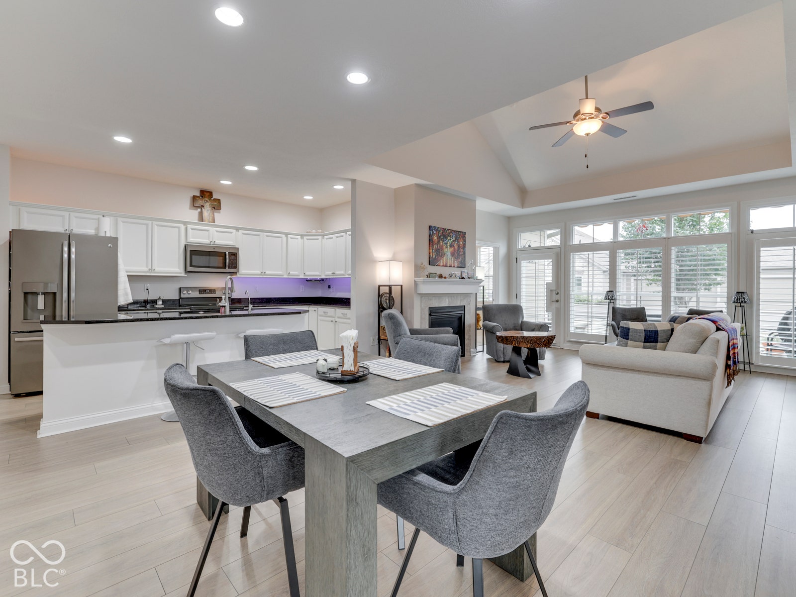 Spacious dining area adjacent to this cooks' kitchen