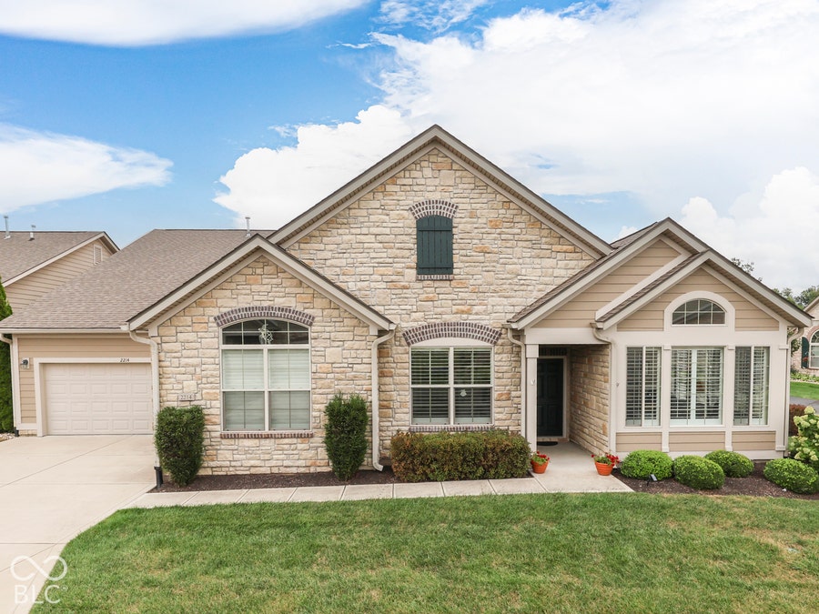 Property photo for 2214 Heather Glen Way, Franklin, IN