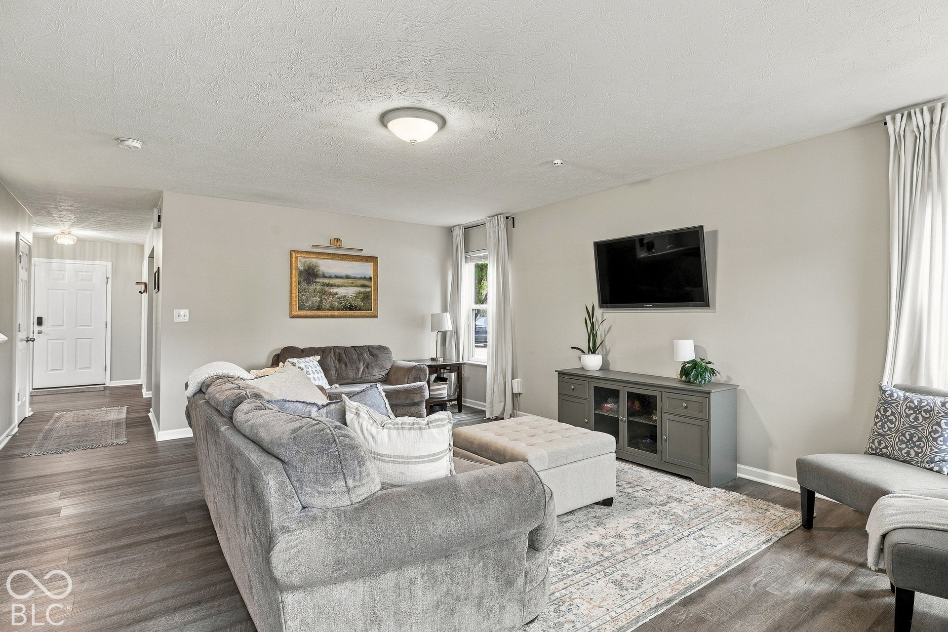 Spacious Great Room