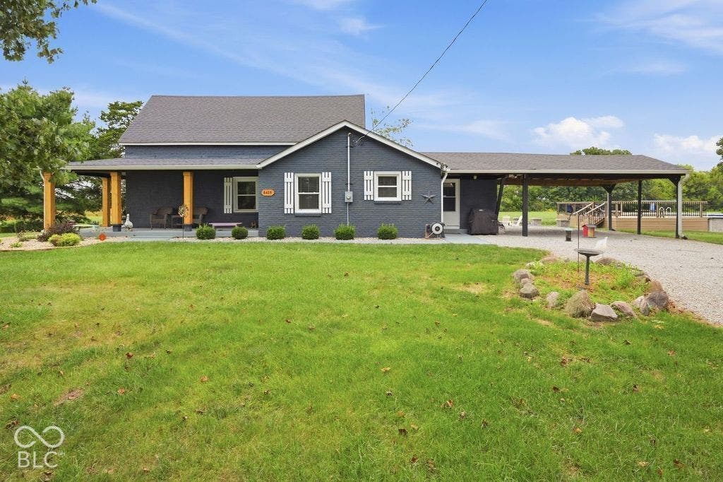 6425 N 125 Road W, Whiteland, IN 46184