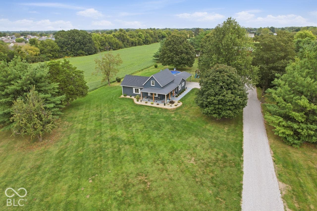 6425 N 125 Road W, Whiteland, IN 46184