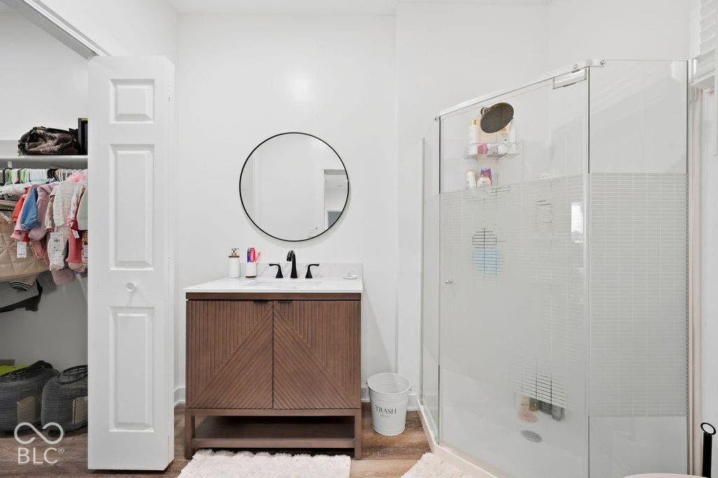 Owner's Bath w/ Walk In Shower & Closet
