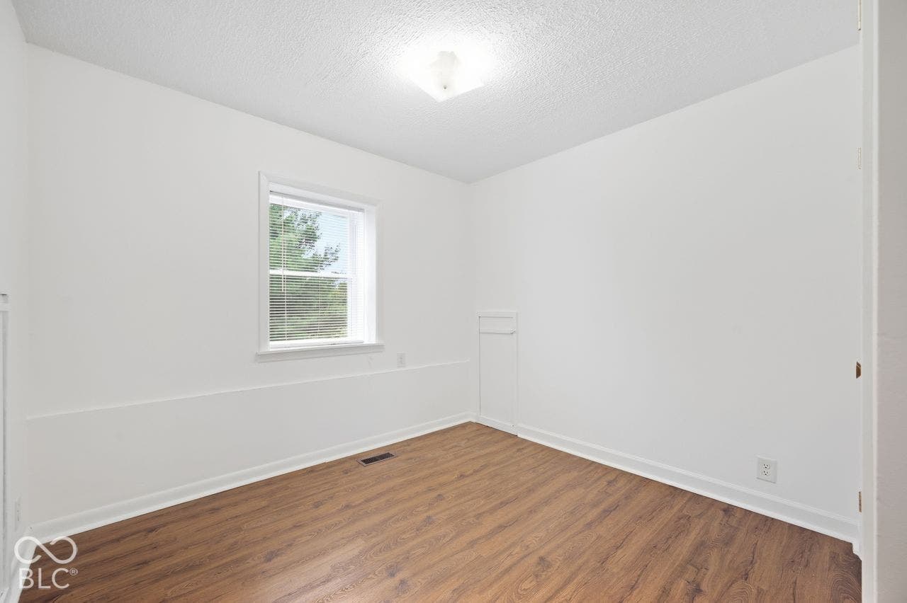 2nd House 2nd Floor Office