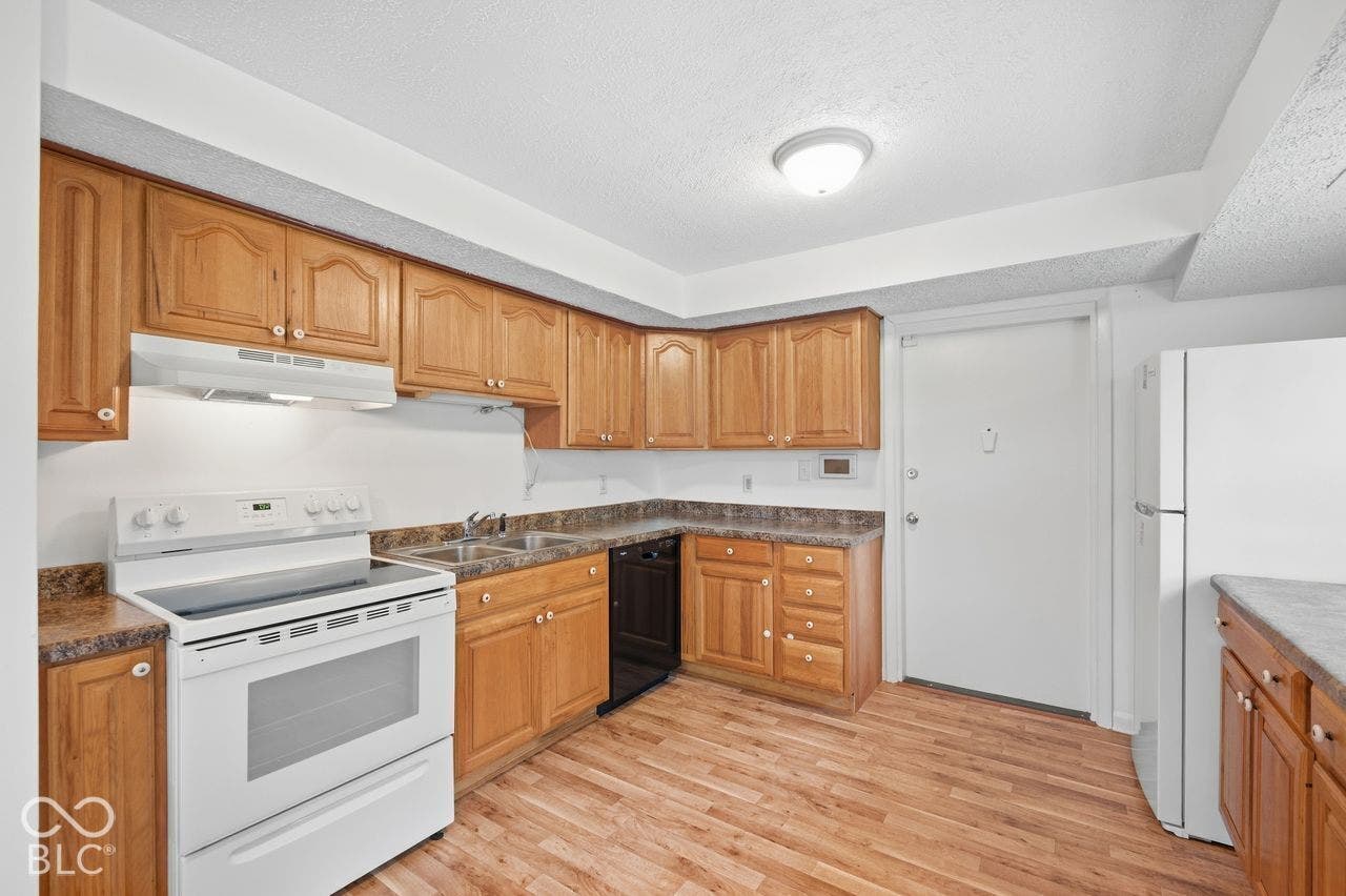 2nd House Kitchen