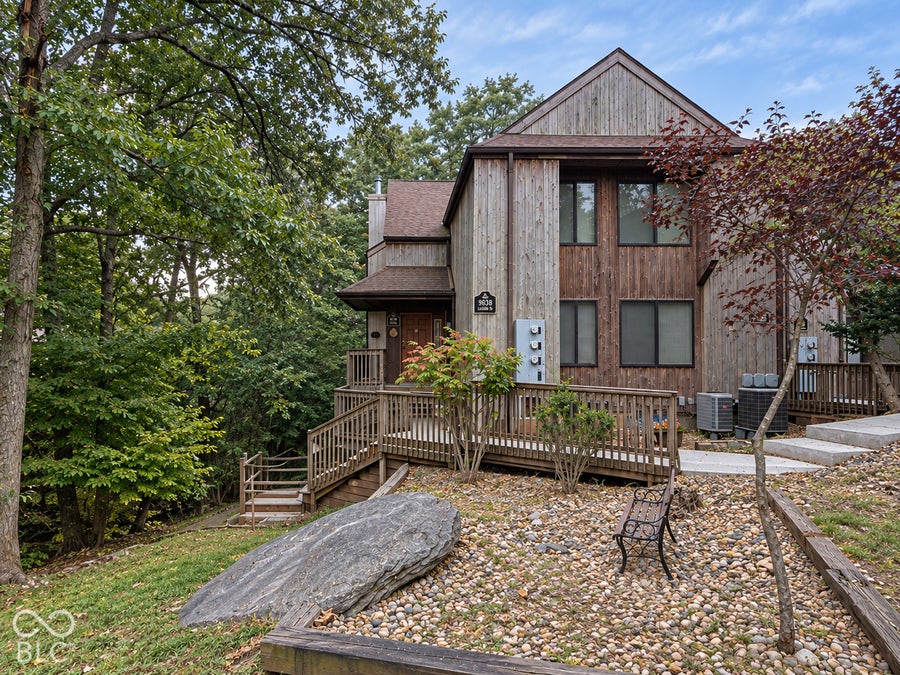 Property photo for 9533 S Pointe Lasalles Drive, Bloomington, IN
