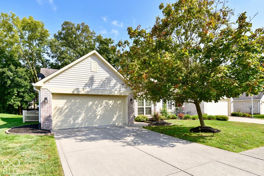 Property photo for 10907 Harness Way, Indianapolis, IN