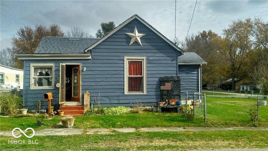Property photo for 265 S Miller Avenue, Albany, IN