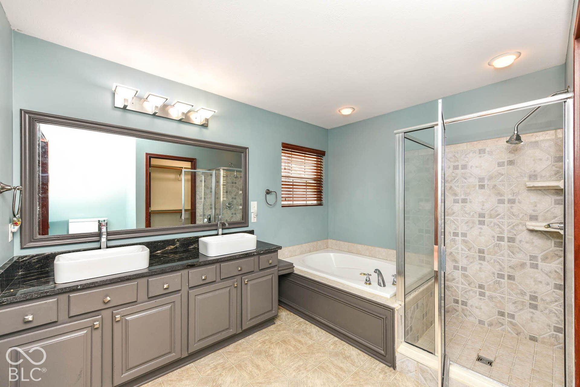 11513 Brook Bay Circle, Indianapolis, IN 46229