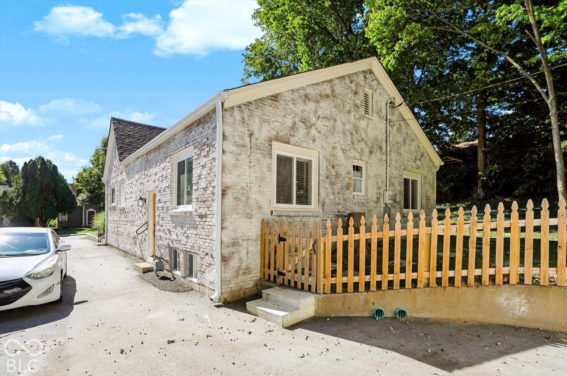 132 W 41st Street, Indianapolis, IN 46208