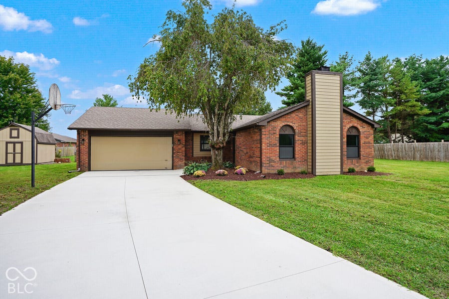 Property photo for 11331 Bloomfield Court, Indianapolis, IN