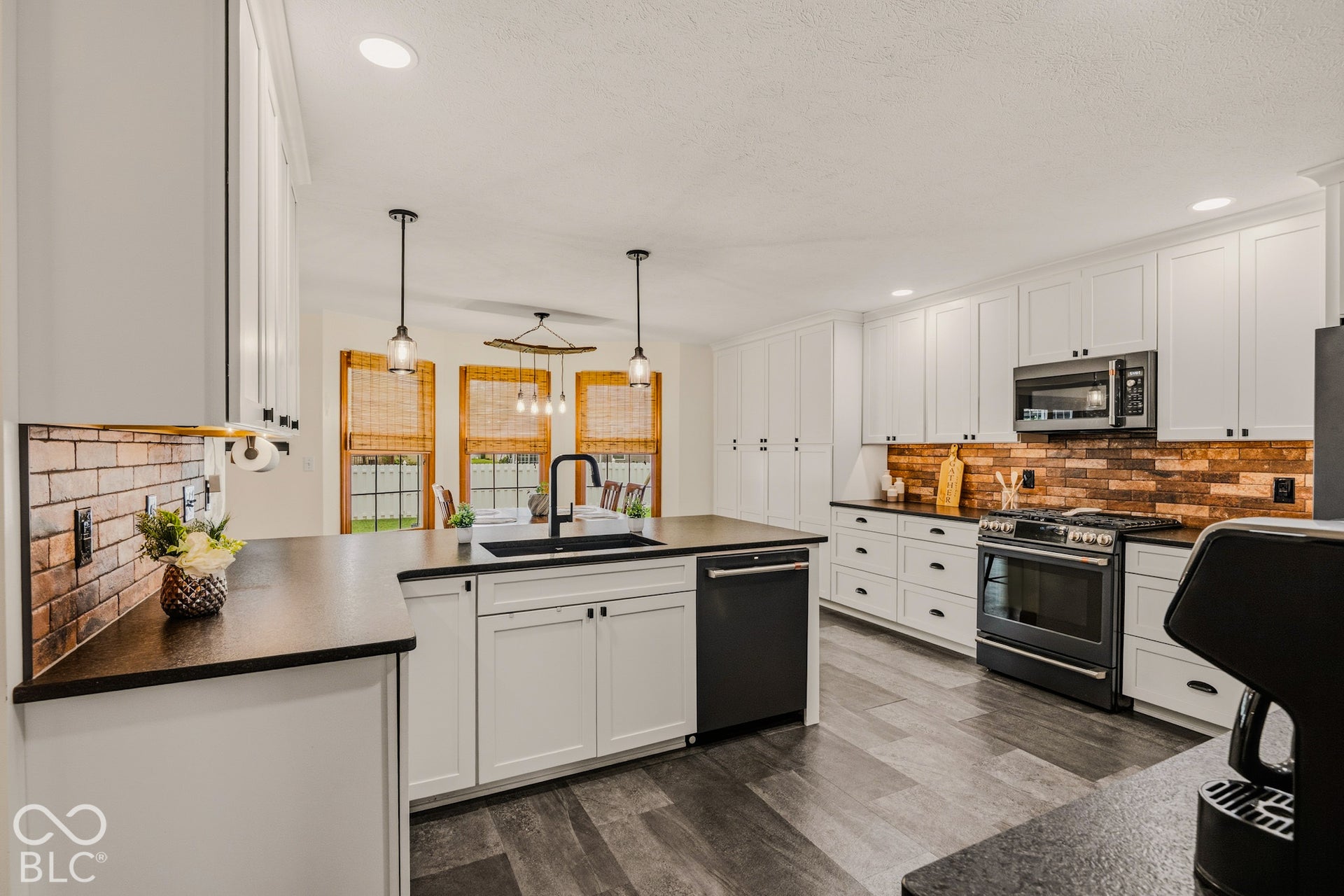 3693 Arapahoe Trail, Columbus, IN 47203 3693 Arapahoe Trail, Columbus, IN 47203
