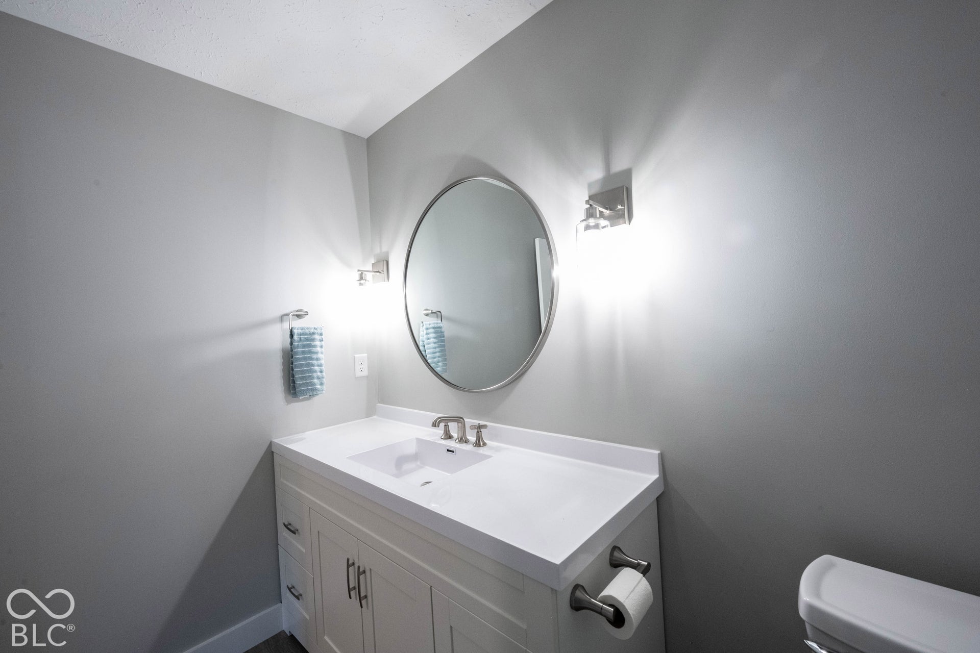 566 Conner Creek Drive, Fishers, IN 46038