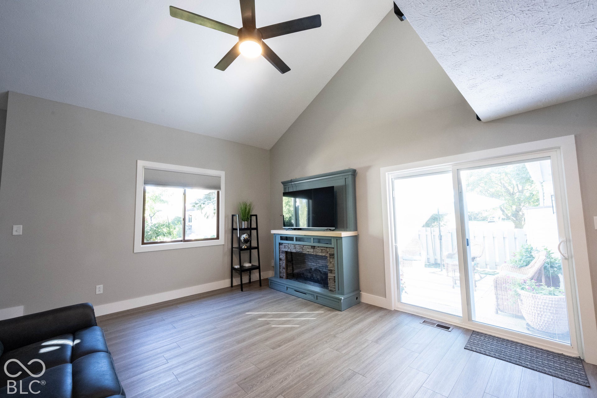 566 Conner Creek Drive, Fishers, IN 46038