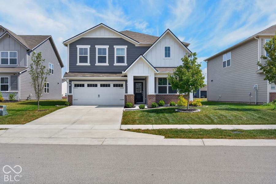 Property photo for 15730 Cobbs Creek Lane, Noblesville, IN