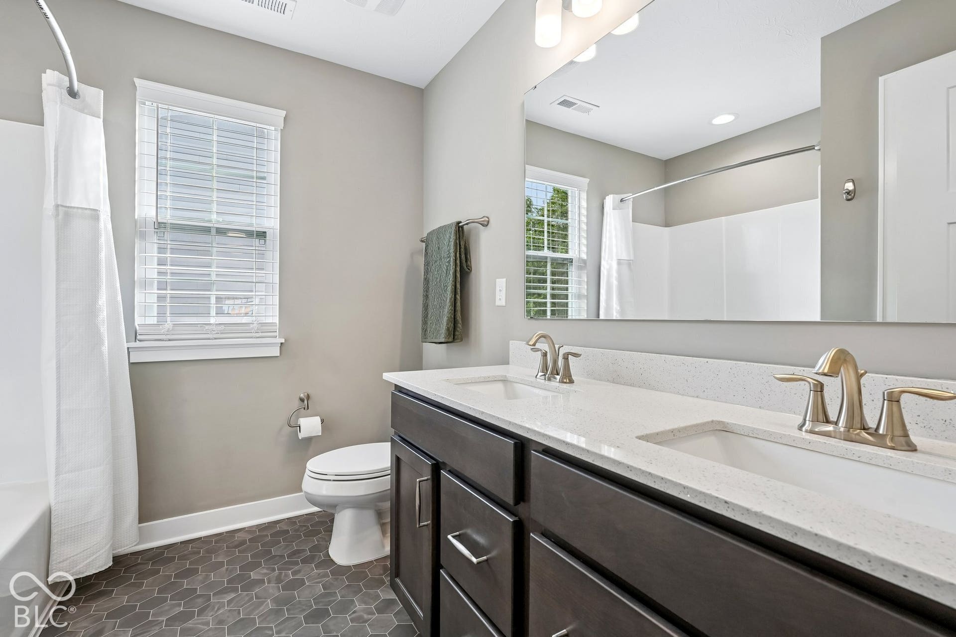 6762 Hidden Meadow Pass, McCordsville, IN 46055