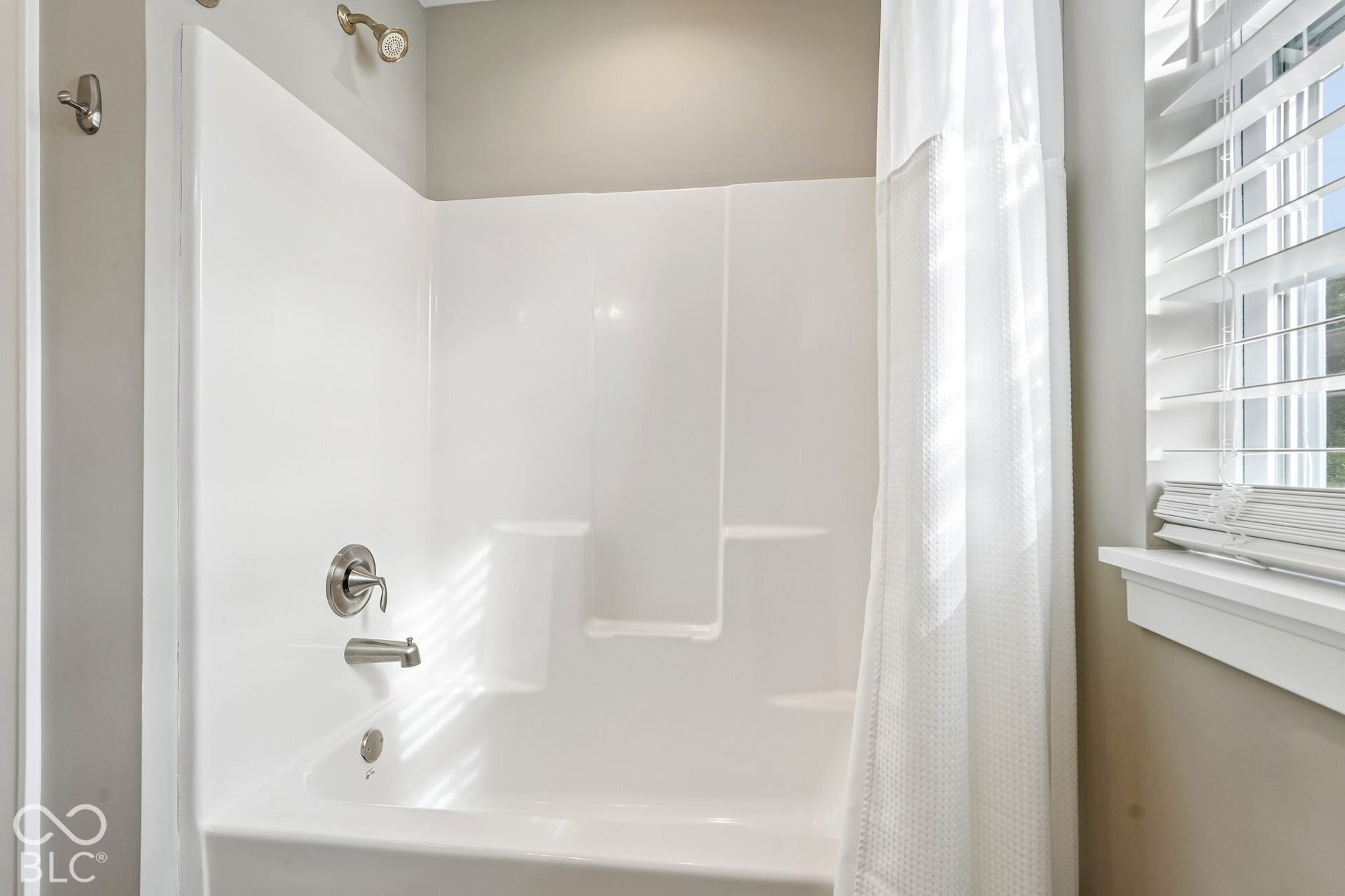 6762 Hidden Meadow Pass, McCordsville, IN 46055