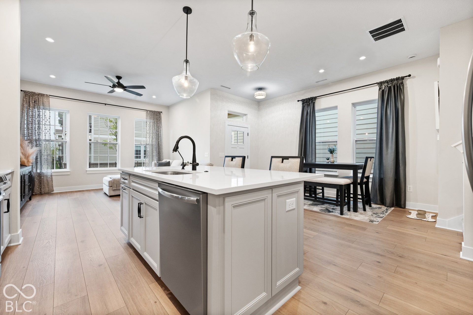 525 Gilder Drive, Carmel, IN 46032