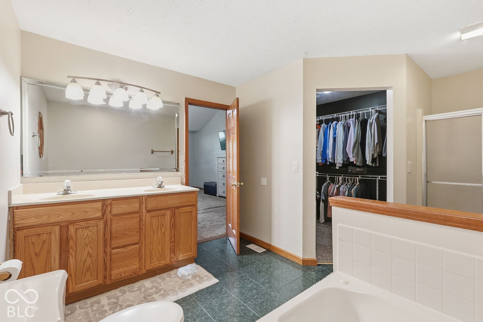 5507 Emerson Way, Anderson, IN 46017