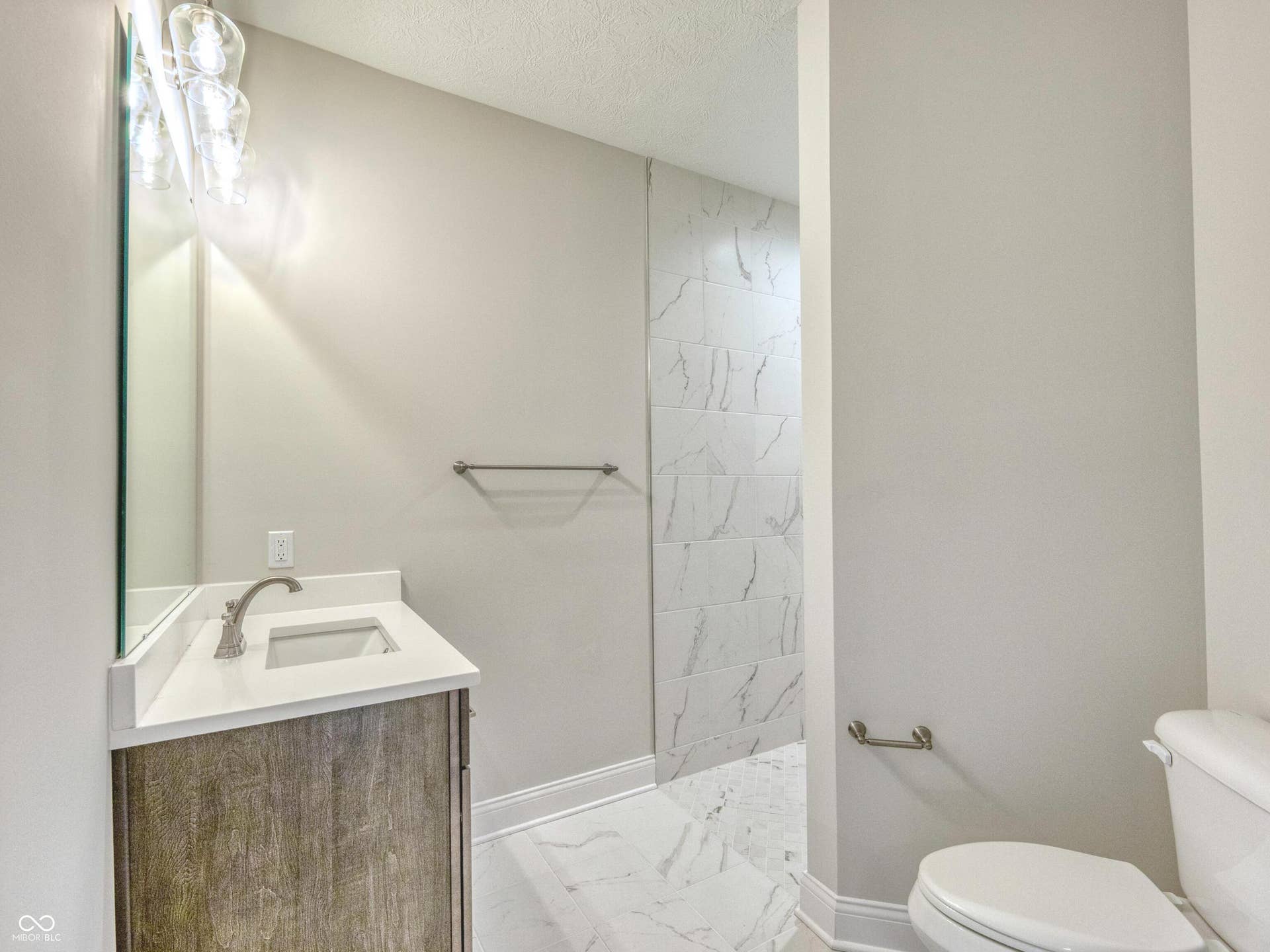 Guest Bathroom. Photo shown is of a similar home/floor plan. Actual home may differ.
