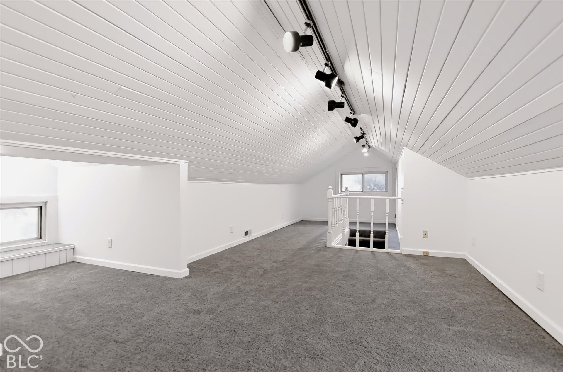1415 E Castle Avenue, Indianapolis, IN 46227