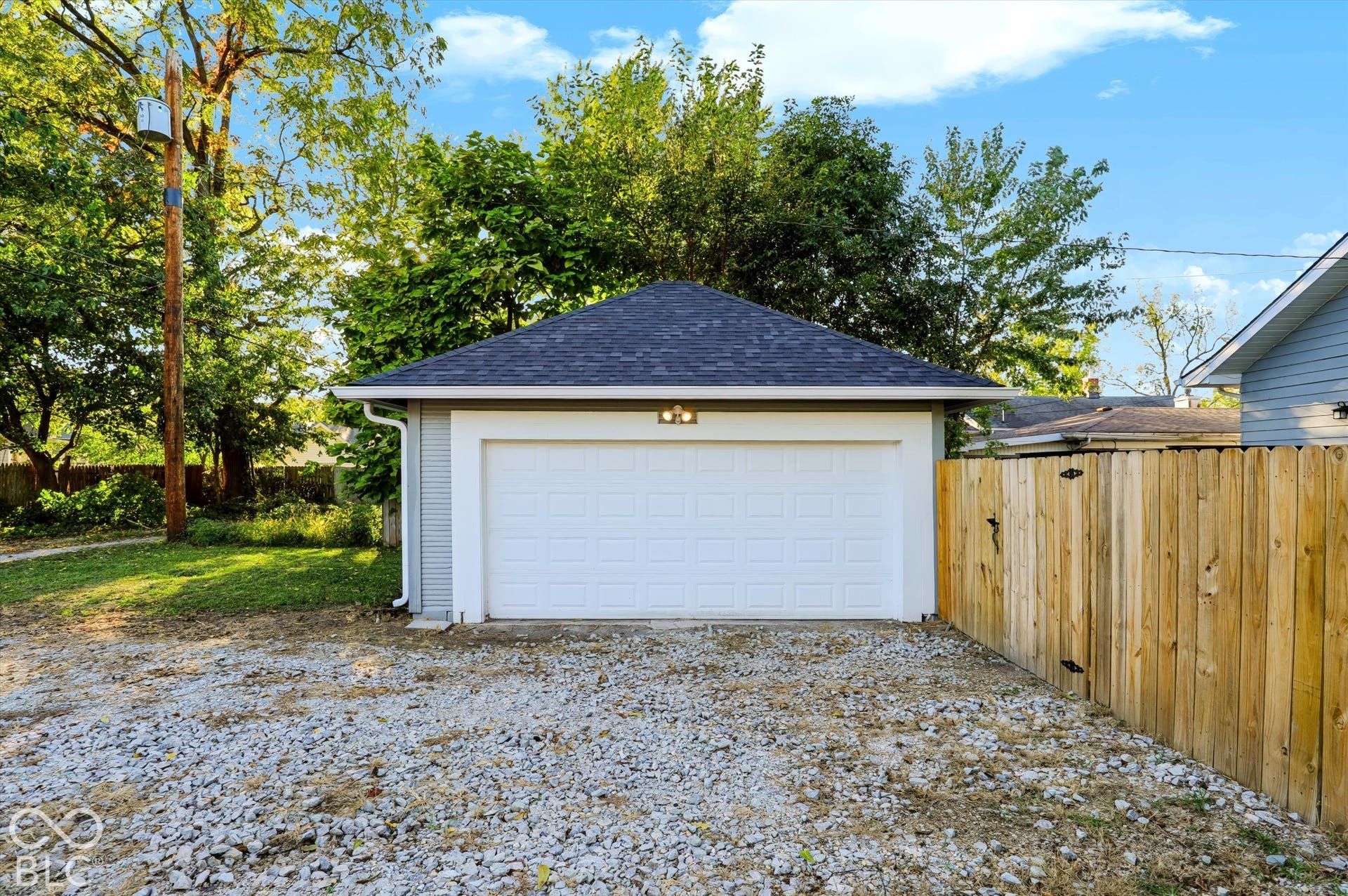 1415 E Castle Avenue, Indianapolis, IN 46227