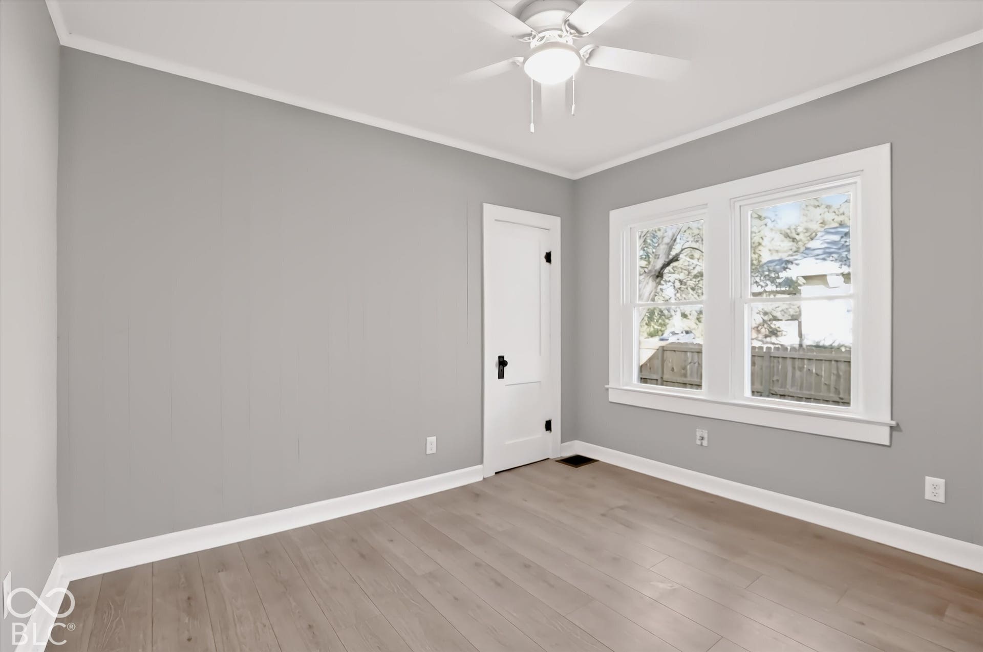 1415 E Castle Avenue, Indianapolis, IN 46227