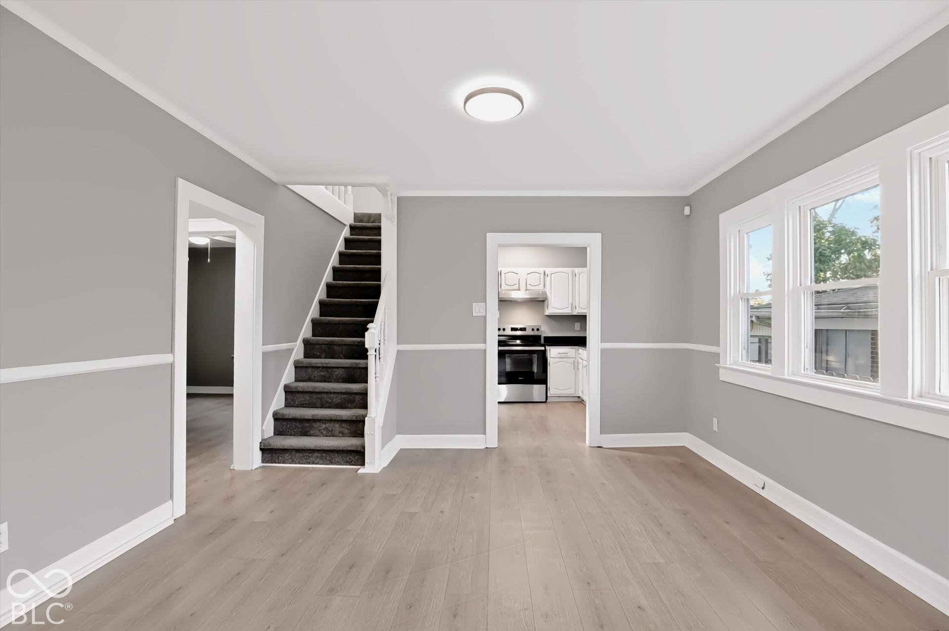 1415 E Castle Avenue, Indianapolis, IN 46227