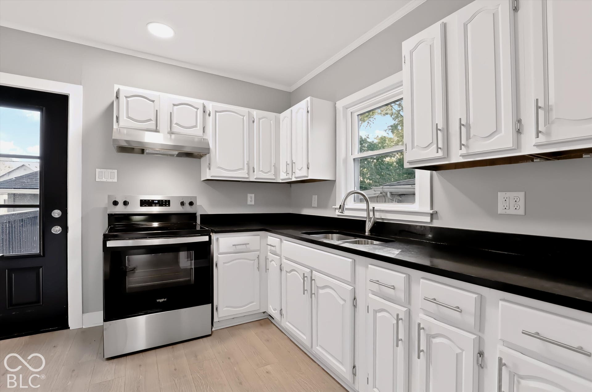 1415 E Castle Avenue, Indianapolis, IN 46227