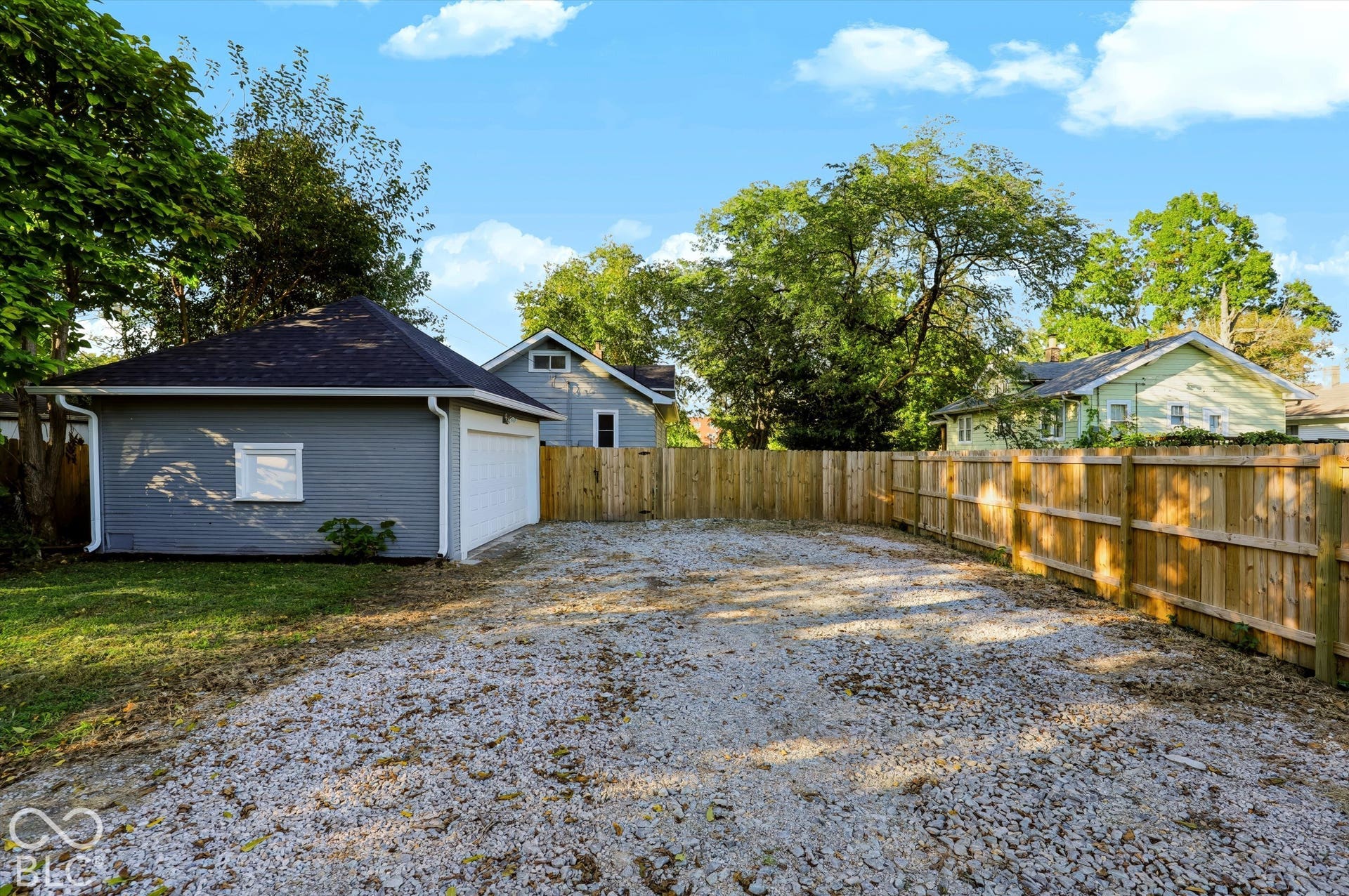 1415 E Castle Avenue, Indianapolis, IN 46227