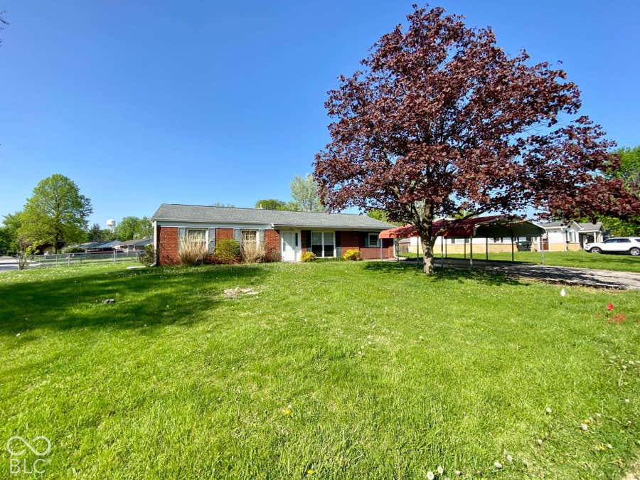 Property photo for 226 Southlane Drive, Whiteland, IN