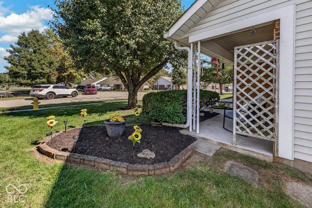 1035 Ina Circle, Franklin, IN 46131 Updated Landscaping