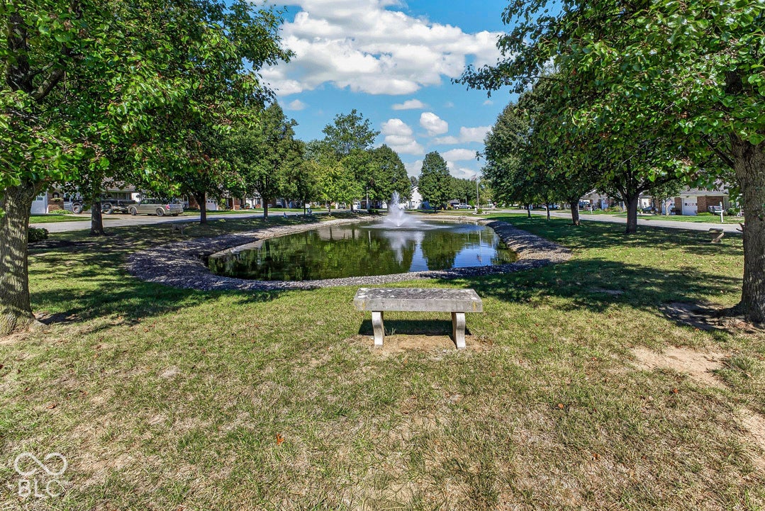 1035 Ina Circle, Franklin, IN 46131 GREAT VIEW OF POND