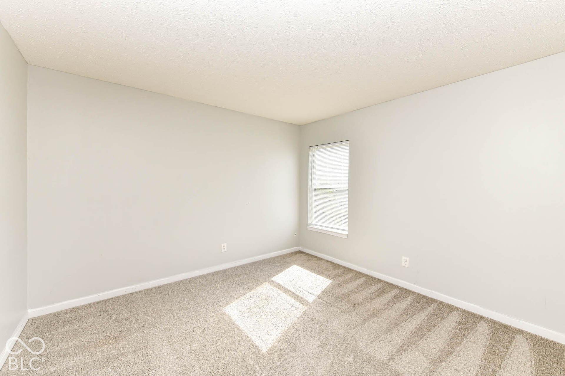 14057 Stonewood Place, Fishers, IN 46037