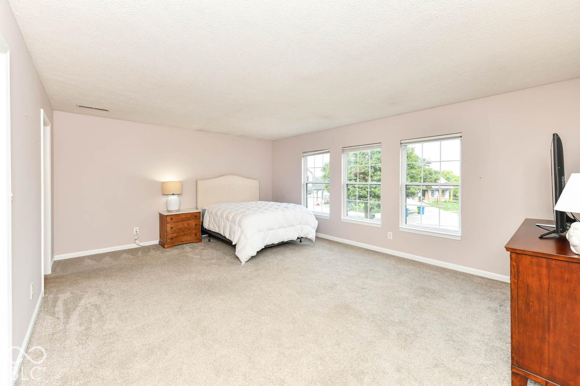 14057 Stonewood Place, Fishers, IN 46037